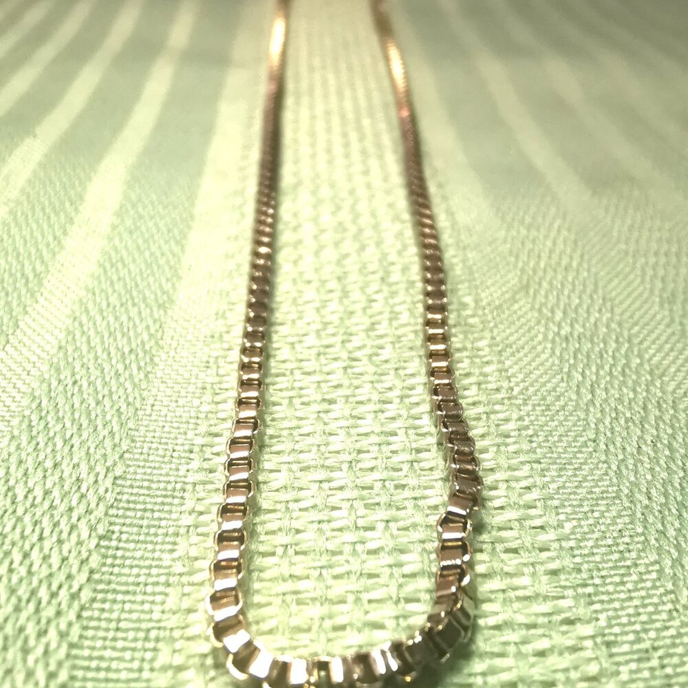18" Silver Tone Box Chain Necklace Vintage 1990s High Polish Finish